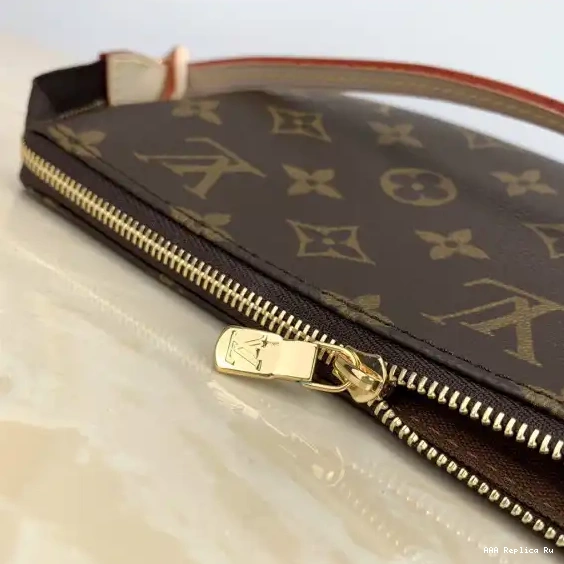 AAA Replica Ru Louis POCHETTE Vuitton ACCESSOIRES 0607